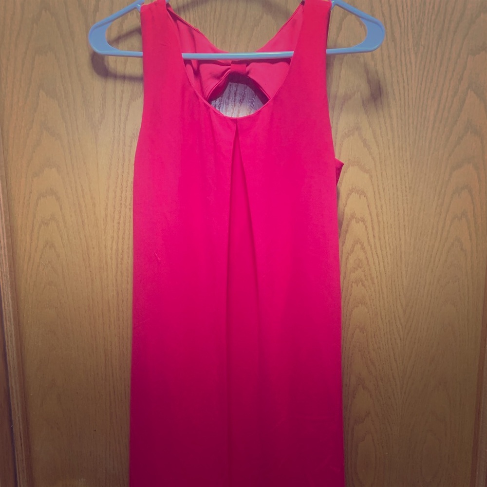 Knee length fuchsia dress